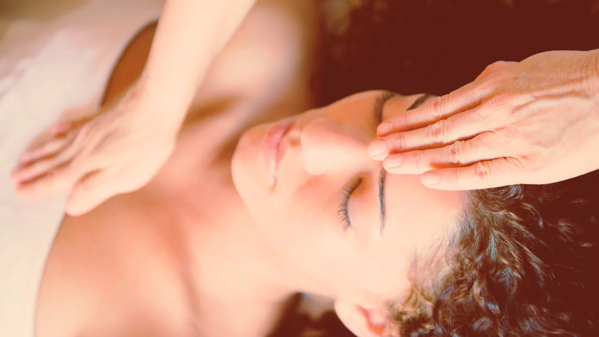 Cerchio di donne per rituali femminili a Bergamo presso Studio Karishma